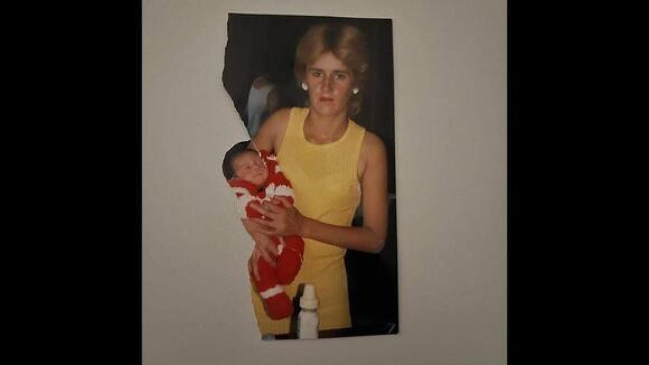 [IMAGE] Woman found dead in ravine in 1998 identified but mystery remains, CA cops say